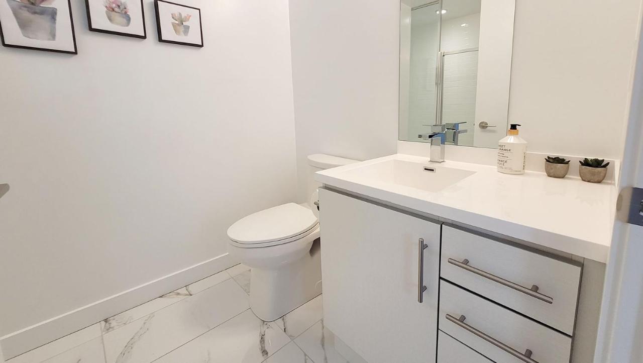 Lovely 3 Bedrooms In University Of Toronto Exteriér fotografie